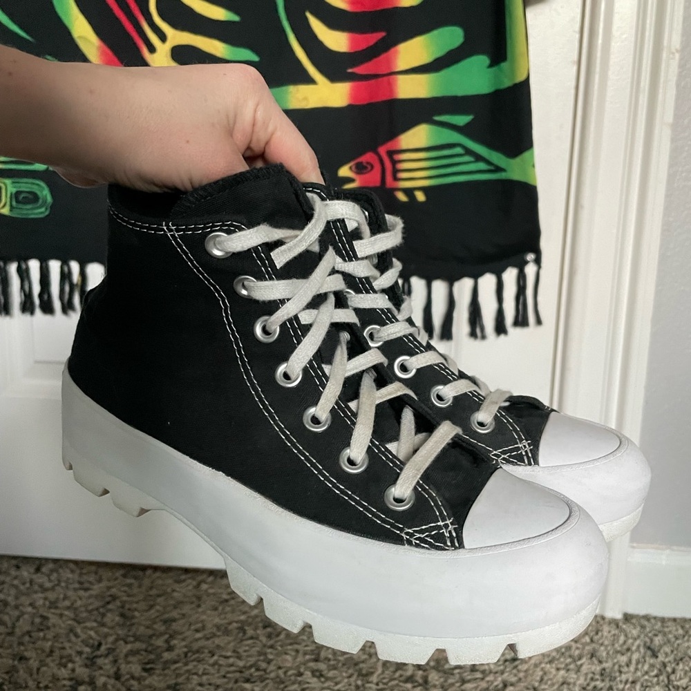 Chuck Taylor All Star Lugged High Top converse high top